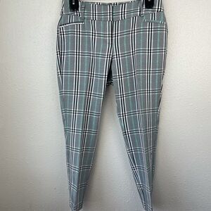 Flirtatious Stripped Cropped Pants Size 11 EUC